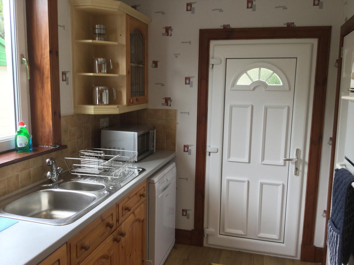 3 Bedroom Culduthel House Free Parking Инвернесс Экстерьер фото